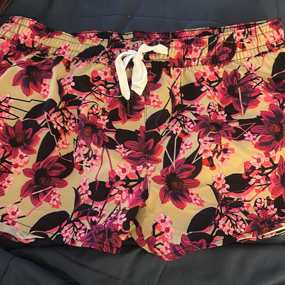 Flag Nor Fail shorts